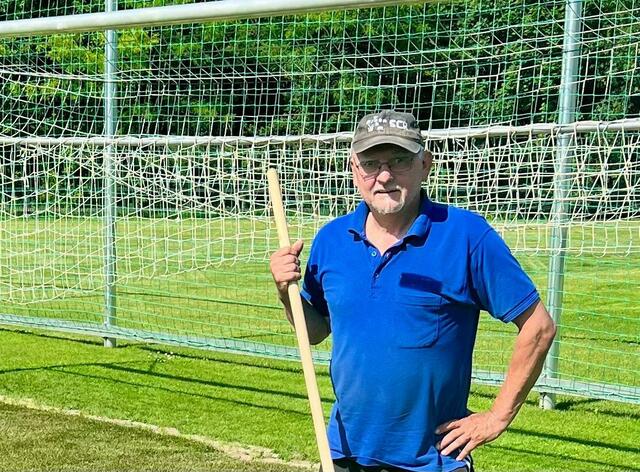 Wilhelm Gruber, Greenkeeper beim SC Rabenstein. | Foto: privat