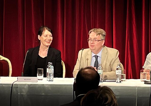 Die Intendantin des Landestheaters Niederösterreich und der geschäftsführende Direktor des Staatstheaters Braunschweig folgen auf Herbert Föttinger und Alexander Götz zum Beginn der Spielzeit 2026/27. | Foto: Marlene Graupner/rmw