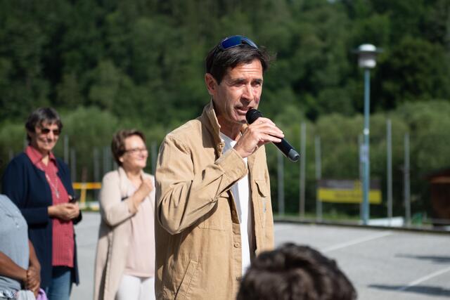 Fachinspektor für Sport Gerhard Angerer sorgte bei der Veranstaltung für einen spannenden Start!
 | Foto: HAK Zwettl