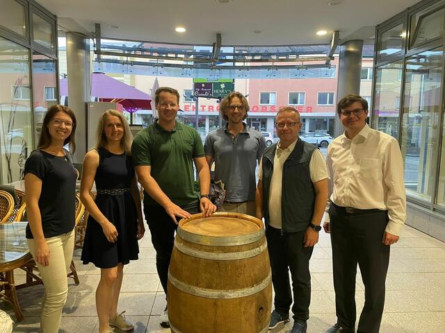 Iris Haslinger, Silke Hauer, Bernhard Stellner, Andreas Fröhlich, Martin Bogg und Martin Tschuden (v.l.) | Foto: Freundinnen und Freunde des BG/BRG Waidhofen