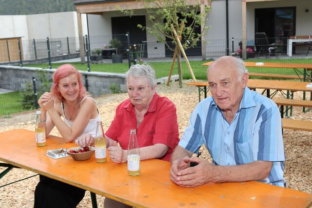 V.l.n.r.: Elke, Eleonore und Ewald | Foto: MeinBezirk.at