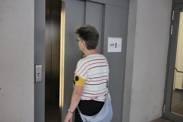 Aufzugfahrt in der Hauptplatz-Passage.