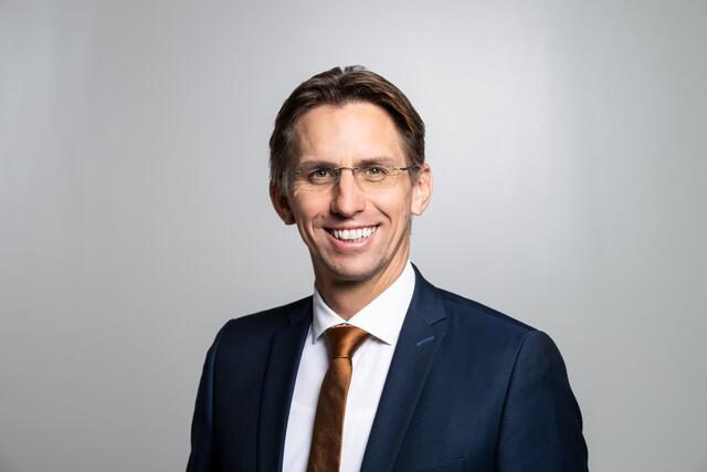 ÖVP-Bezirksobmann NAbg. Joachim Schnabel dürfte bei der Neuausrichtung der ÖVP Leibnitz keine unwesentliche Rolle spielen. Er hätte gerne verhindert, dass Informationen von der jüngsten Klausur hinter verschlossenen Türen bereinigt werden. | Foto: Michaela Lorber