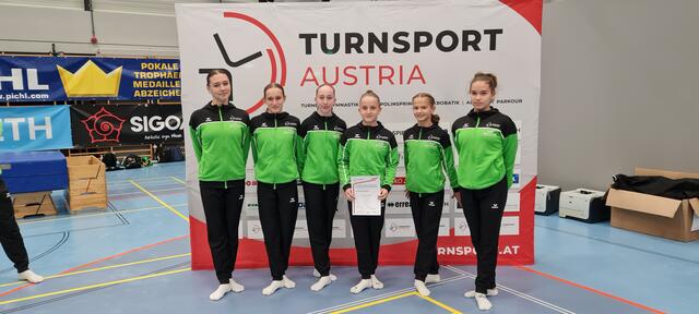 Lilian Lamperter (3.v.r.) mit dem Team Steiermark bei den Jugendmeisterschaften in Traun. | Foto: ATUS Köflach