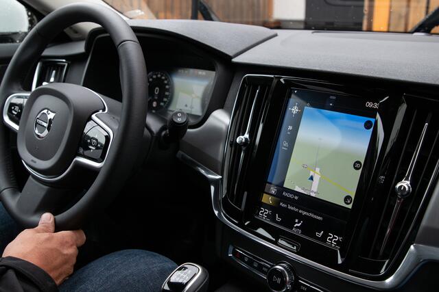 Nach der EU-Typengenehmigungsverordnung müssen Fahrzeuge mit Erstzulassungsdatum ab dem 6. Juli 2024 verpflichtend mit hochentwickelten Fahrassistenzsystemen ausgestattet sein.