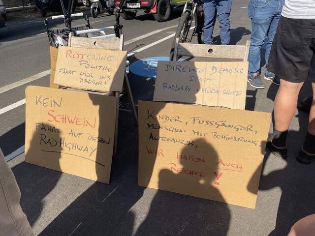 Seitens der Politik fühlt man sich im Stich gelassen.  | Foto: Rieger/RMW