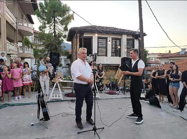 Makis Papadimitriou, Ehemann und Vertreter der stellvertretenden Entwicklungsministerin und Abgeordneten Anna Mani | Foto: Stelios Vamvakos / Maria Tsaroucha