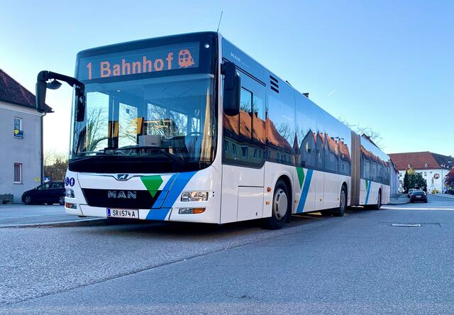Die Stadtbusse fahren am Stadtfest-Wochenende öfter und länger. | Foto: SBS