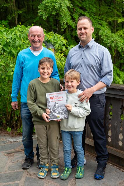 Drei Generationen: Wenn Ortsgeschichte zur Familiensache wird. | Foto: E. Schimak