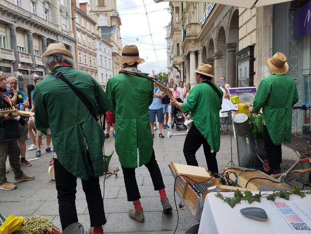 Nachhaltige Musik in der Herrengasse  | Foto: Veronika Frank
