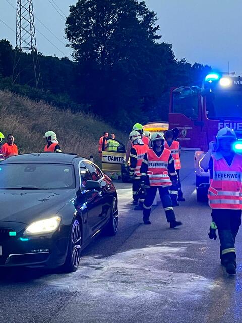 Die FF Wolfsgraben und die FF Pressbaum wurden aufgrund eines Schadstoffeinsatzes gerufen. | Foto: FF Wolfsgraben