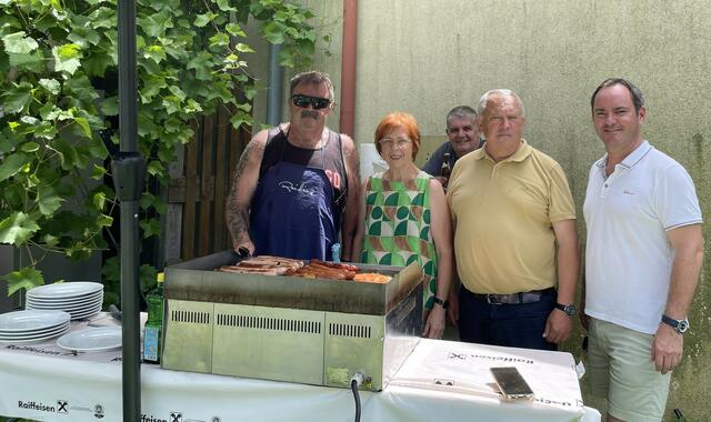 Paul Löschnauer, Obfrau Gerti Iby, Robert Iby, Landesobmann Seniorenbund Rudolf Strommer und Bürgermeister Markus Landauer. | Foto: Gde. Raiding