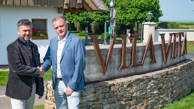 Johannes Lehberger übernimmt die Geschäftsführung des VILA VITA Pannonia von Joe Gelbmann. | Foto: VILA VITA Pannonia
