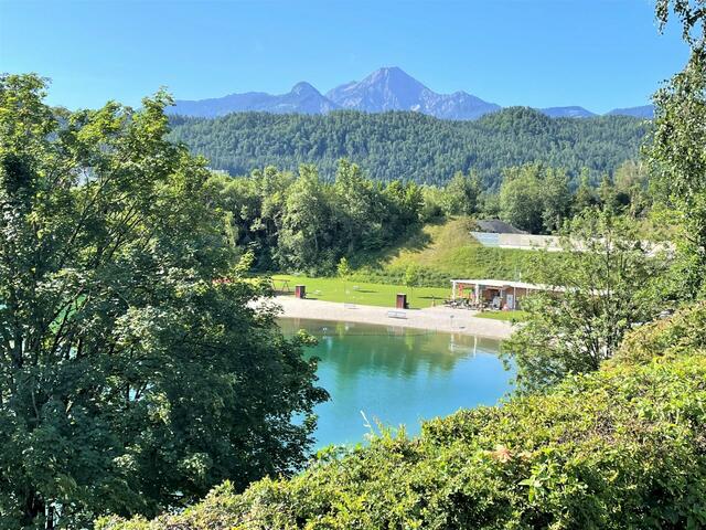 Idyllischer Blick auf das Freibad in der Gemeinde Wernberg. | Foto: Gemeinde Wernberg
