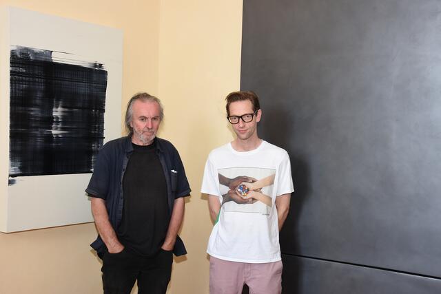 Die Künstler Manfred Mörth und Kevin A. Rausch – beide stammen aus dem Lavanttal – verbindet ein langjährige Freundschaft. | Foto: RegionalMedien