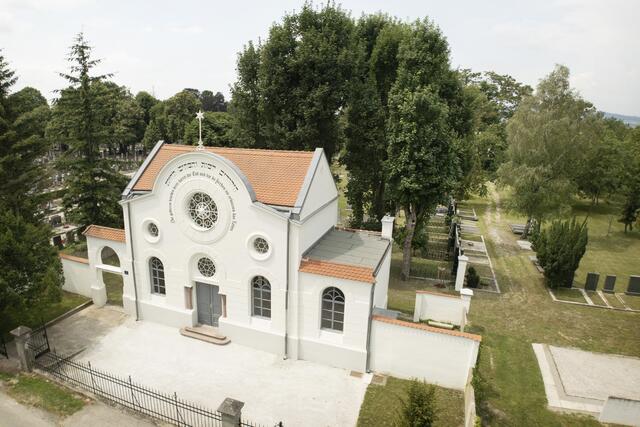 Neu renovierte Zeremonienhall am jüdischen Friedhof in St. Pölten am 28. Juni 2024. | Foto: Parlamentsdirektion/Johannes Zinner