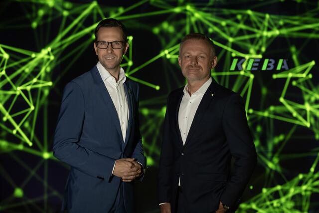 Christoph Knogler, CEO und Sprecher des Vorstands der KEBA Group AG und CFO Andreas Schoberleitner. | Foto: KEBA