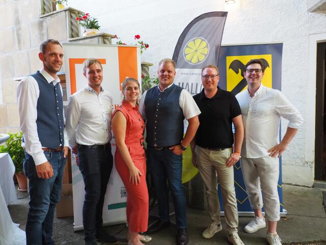 Von links: Thomas Burner, Robert Krennmair, Vanessa Ehrengruber, Martin Burner, Tobias Luger und Michel Kirchberger. | Foto: MeinBezirk/Haslberger
