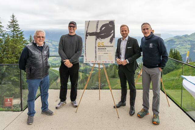 Wilfried Leitzinger, Gewinner Golif, Peter Kofler (BTV) und Michael Huber. | Foto: alpinguin