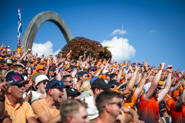 Die Fans amüsieren sich prächtig. | Foto: Red Bull Content Pool