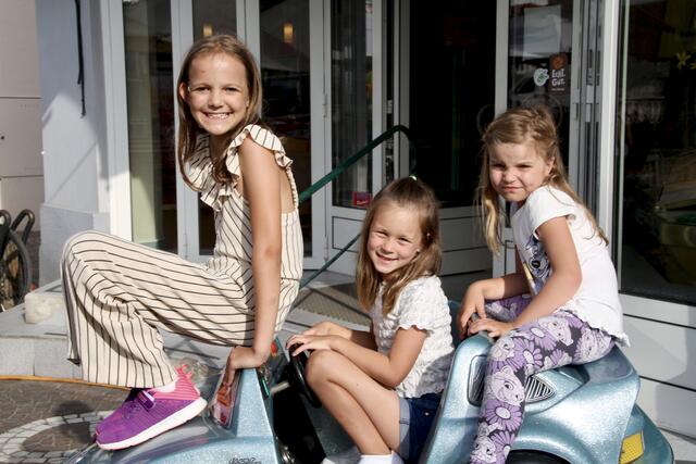 Die Kids hatten bei der Kinder-Disco überall ihren Spaß.