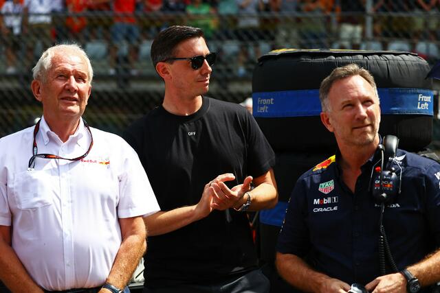 Helmut Marko, Mark Mateschitz und Christian Horner. | Foto: RB Content Pool