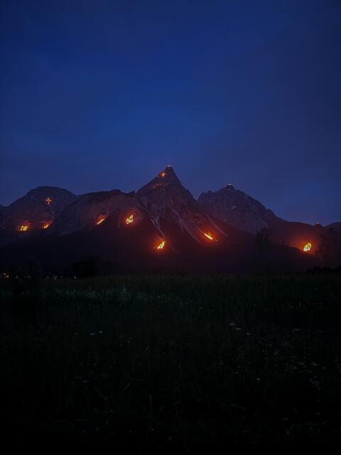 Und so sah das Ganze dann vom Talkessel betrachtet aus. | Foto: Tiroler Zugspitz Arena - Lea Zotz