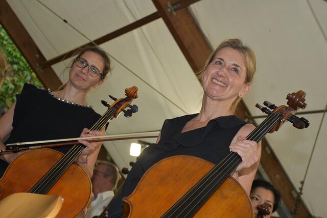 "Heilkraft des Wassers" - Ausstellung im Burgturm Burg Kreuzen eröffnet. Ausstellung ist geöffnet  Montag bis Sonntag 11 bis 20 Uhr. Eintritt frei.  Bild: Konzert der Camerata Medica Wien.  | Foto: Robert Zinterhof