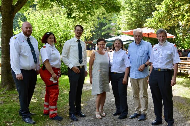 Thorsten Reisenbauer, Silvana Peham, Bezirksstellenleiter Gregor List, Bgm. Doris Faustmann, Ilse Pilshofer, LAbg. Hermann Hauer, Christian Zamecnik | Foto: Elisabeth Peinsipp