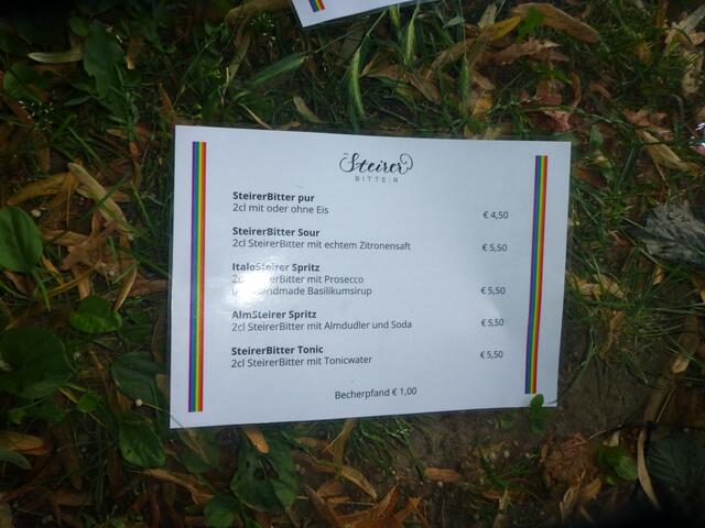 Juhu - zumindest am Papier gibt es Pfandbecher!
Wie viele es dann in Summe gewesen sind, weiß ich leider nicht...