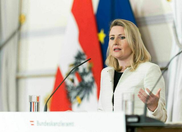 Das Ziel von Familienministerin Susanne Raab (ÖVP) ist es, „die besten Rahmenbedingungen für die Familien in Österreich zu schaffen und ihnen bestmöglich unter die Arme zu greifen." | Foto: Christopher Dunker / BKA