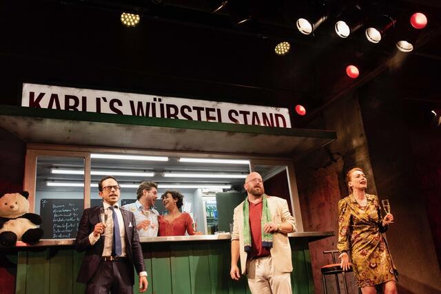 Die Premiere der Würsteloper wurde mit Spannung erwartet. Das Stück hielt, was es versprochen hat.  | Foto: Ungerank