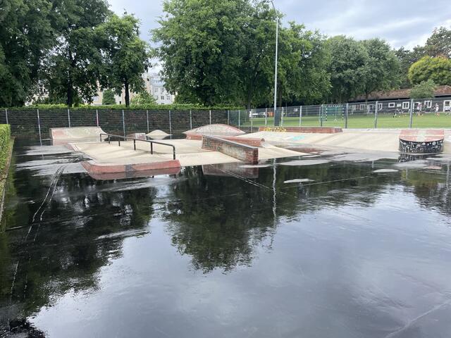 Die Skateanlage im Währinger Park begeistert Jung und Alt.  | Foto: Rieger/RMW
