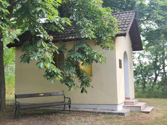 Wir machen einen kleinen Abstecher zur Peter und Paul Kapelle.... | Foto: I.Wozonig