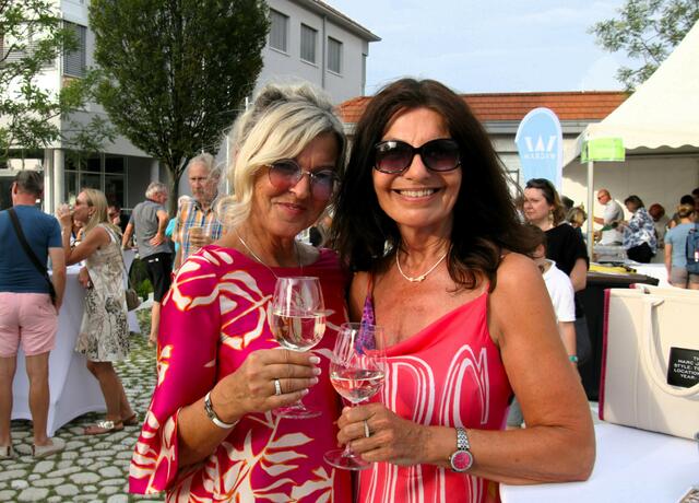 Martha und Angelika. | Foto: Christian Nowotny