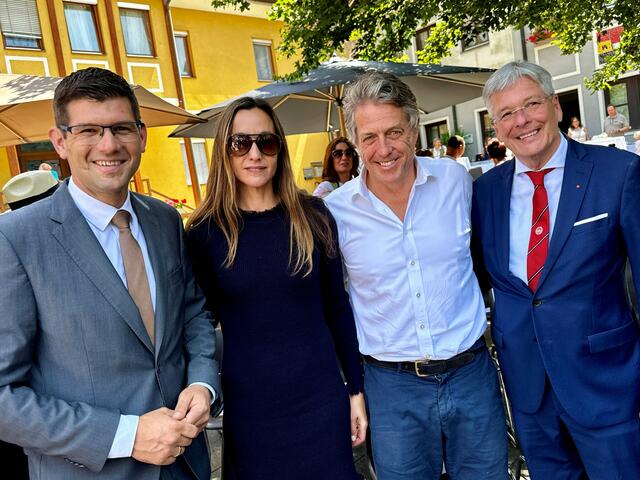 Martin Gruber, Anna und Hugh Grant, Peter Kaiser | Foto: ÖVPClub