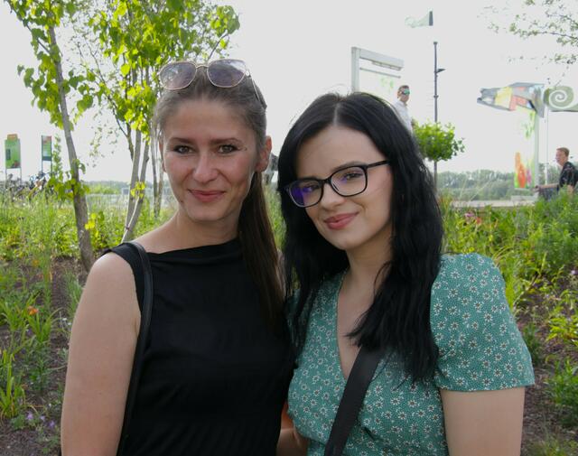 Marina Manduric und Matea Pelivan aus Tulln.  | Foto: Christian Nowotny