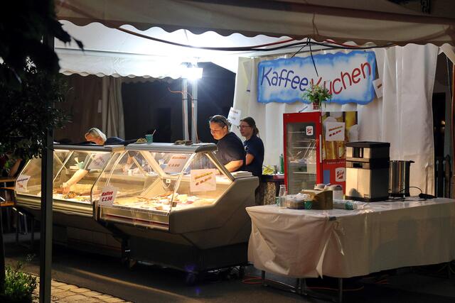 Dorfplatzfest der Feuerwehr Niederalm | Foto: HKroBild