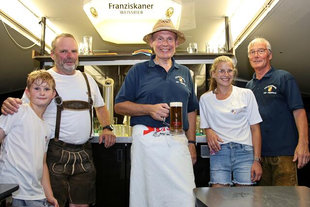 Dorfplatzfest der Feuerwehr Niederalm | Foto: HKroBild