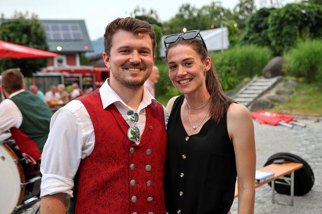 Dorfplatzfest der Feuerwehr Niederalm | Foto: HKroBild
