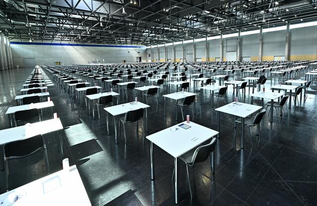 In wenigen Tagen geht die Aufnahmeprüfung für das Medizinstudium, der "MedAT" über die Bühne. An der Medizinischen Universität Wien gibt es 772 Plätze zu vergeben. (Archiv) | Foto: HANS PUNZ / APA / picturedesk.com