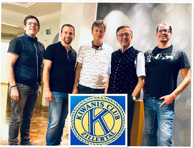 Einstimmig wurde Armin Ehammer als Präsident, die Clubmitglieder Steiner Helmut, Andreas Hauser, Ludwig Glaser und Walter Amor in den Vorstand für die kommende Vereinsperiode gewählt.  | Foto: Kiwanis