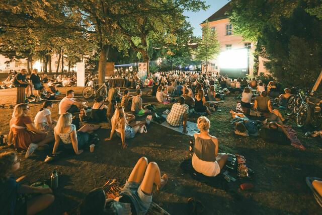 Hier findet sich einen Überblick zu den verschiedenen Sommerkino-Angeboten in Wien.  | Foto: Stefan Dworak
