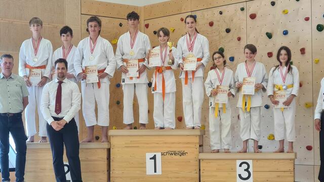 Insgesamt erzielten die Teams 5x Gold, 3x Silber und 2x Bronze. | Foto: Union Shotokan Karate Do Oberpullendorf