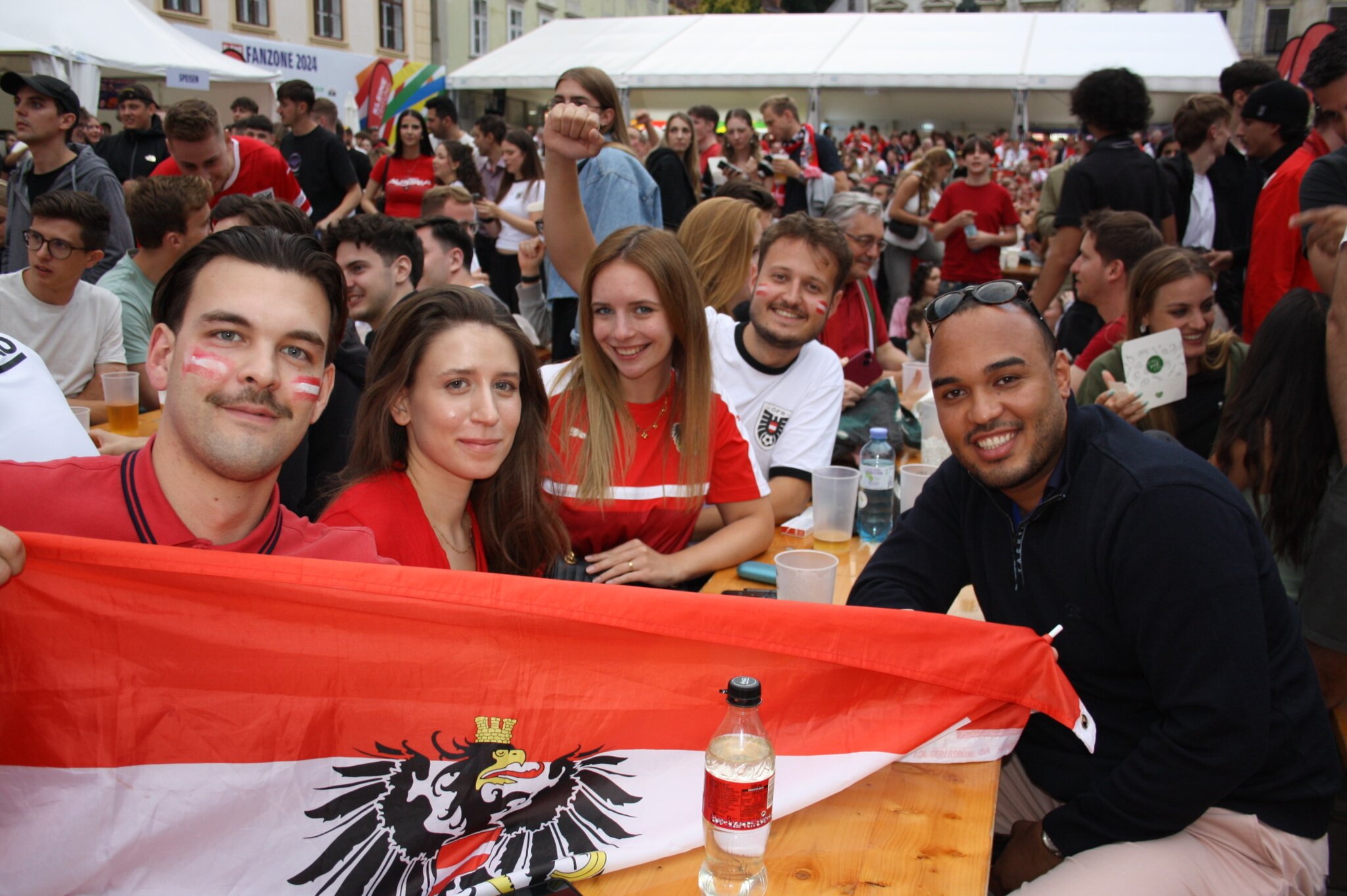 Fotogalerie Stimmungsbilder vom Public Viewing Österreich gegen Türkei Graz