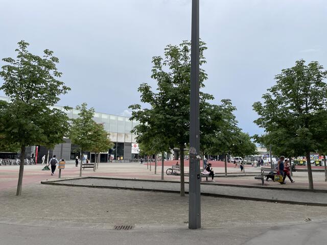 Der Wonkaplatz bei der U-Bahnstation Aspernstraße. | Foto: Rosa Besler