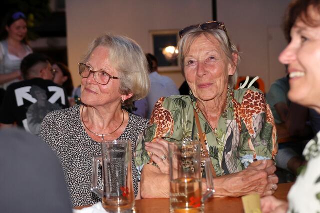 Dorfplatzfest der Feuerwehr Niederalm | Foto: HKroBild
