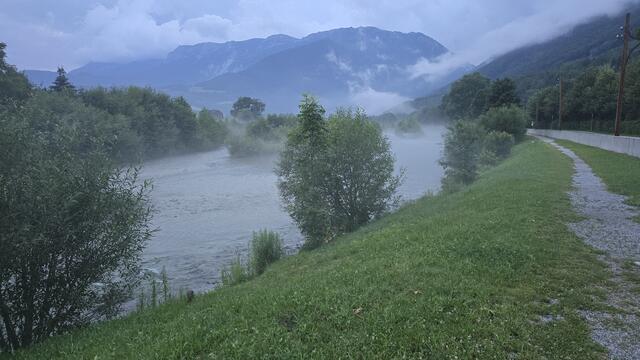 entlang der Schwarza Richtung Hirschwang  | Foto: AnelfH