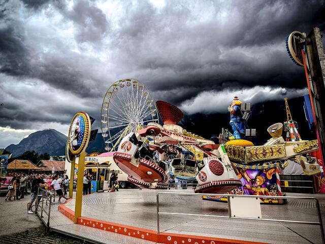 Gewitter über Vergnügungspark Innsbruck | Foto: Michael Smolle