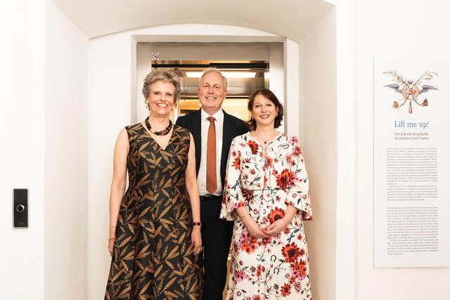 Sabine Haag (Generaldirektorin KHM-Museumsverband), Paul Frey (GF KHM-Museumsverband), Veronika Sandbichler (Direktorin Schloss Ambras Innsbruck) | Foto: KHM Museumsverband